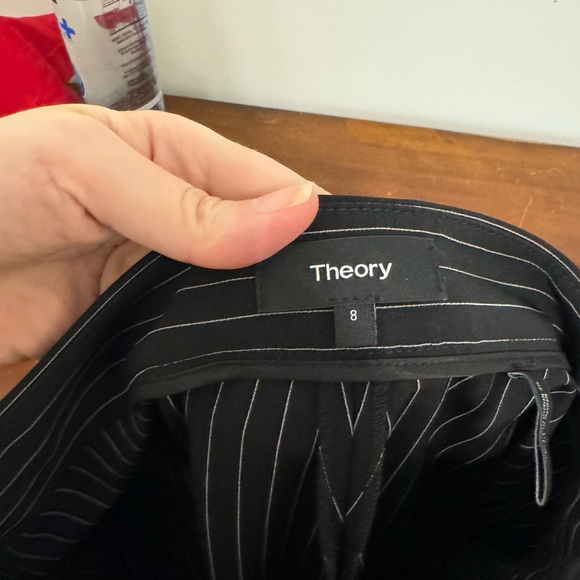 Like new Theory Pinstripe Skinny Pant - Picture 6 of 9